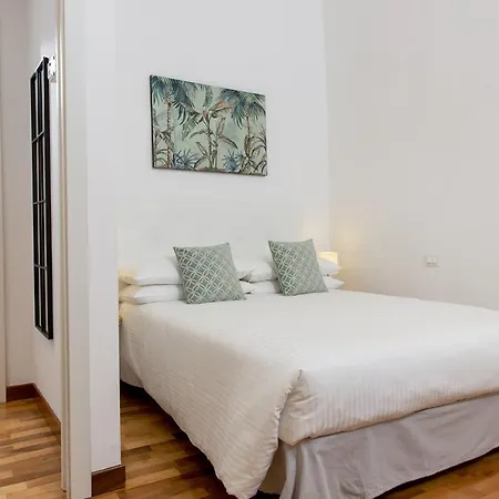 Veronica & Maison Laguna