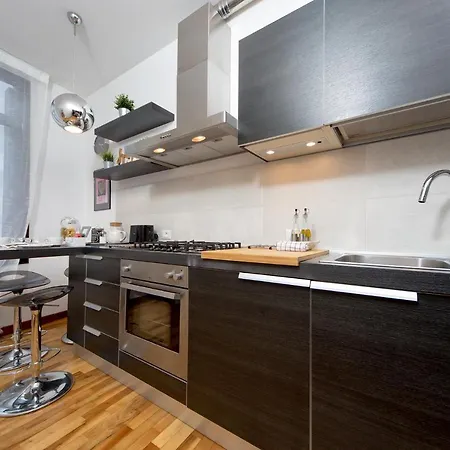 Veronica & Maison Laguna