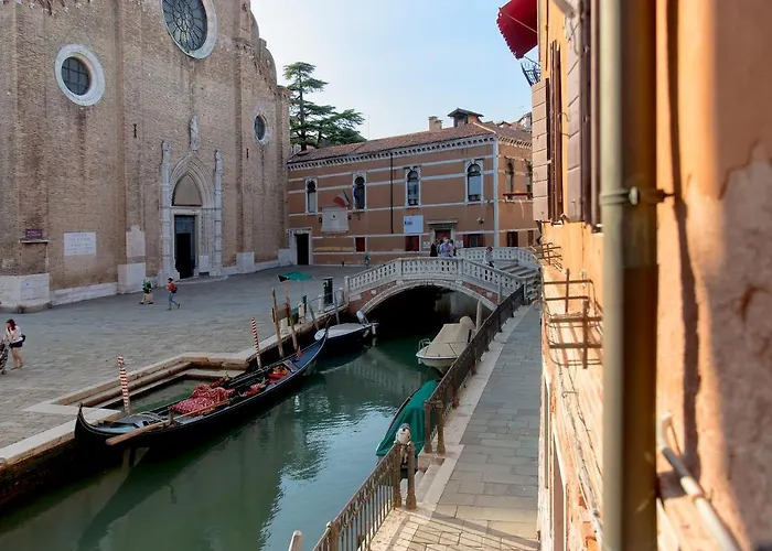 Veronica & Maison Laguna 公寓 *