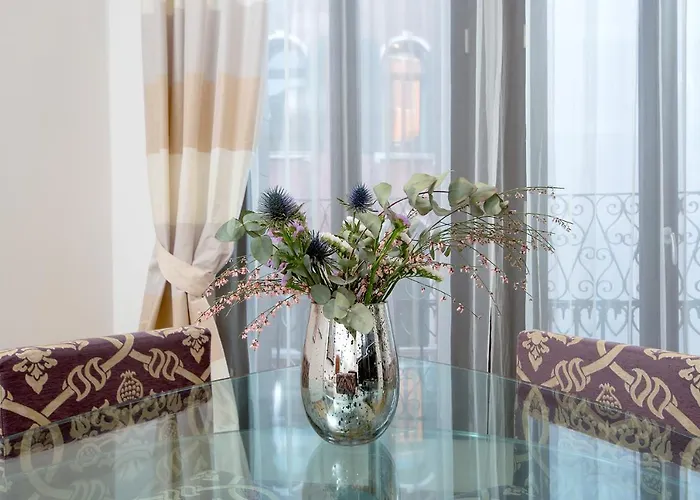 Veronica & Maison Laguna *