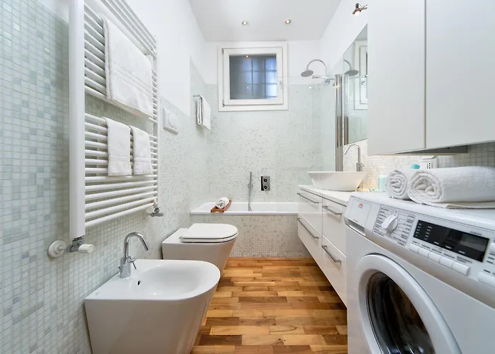 Veronica & Maison Laguna *