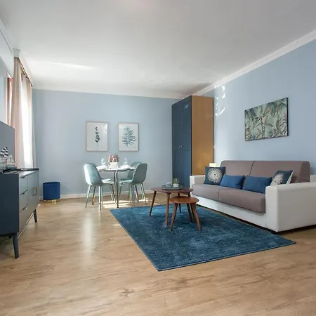 Veronica & Maison Laguna *