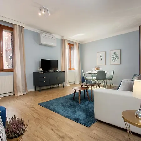 Veronica & Maison Laguna * Velence