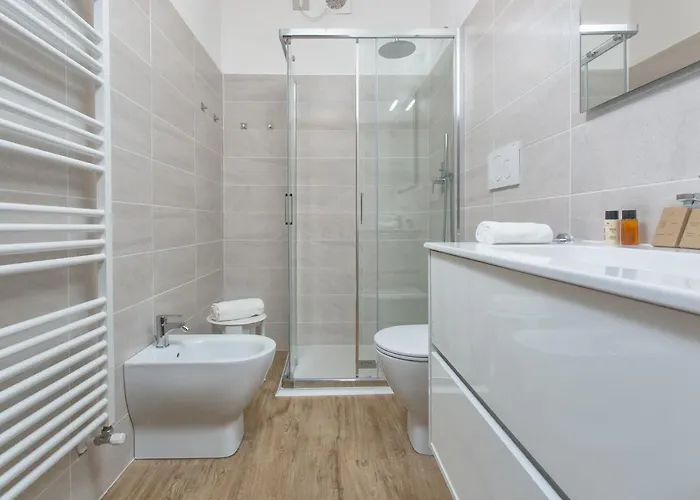 Veronica & Maison Laguna Venice