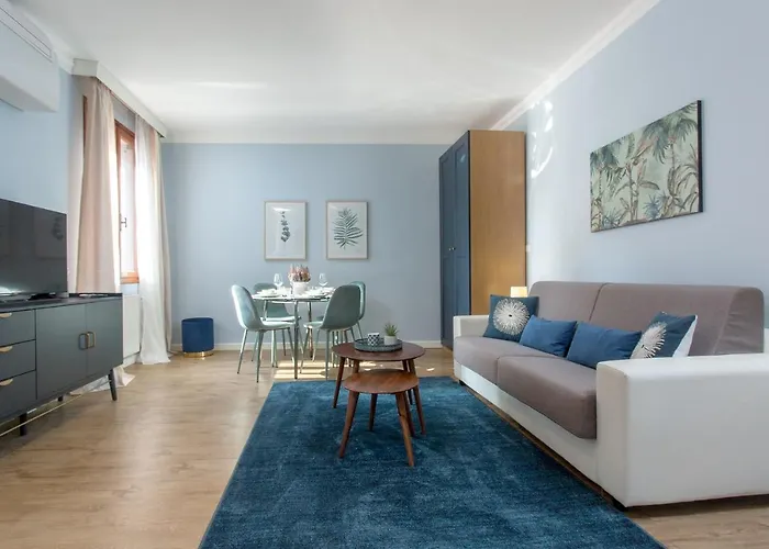 Veronica & Maison Laguna *