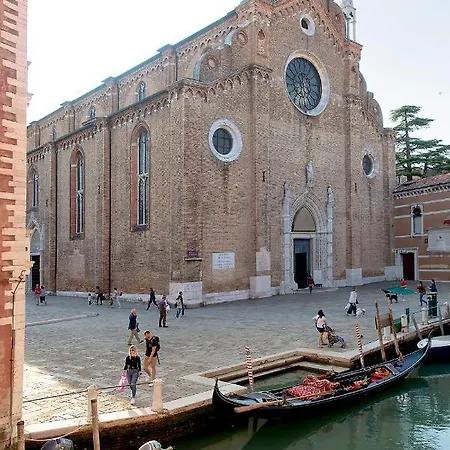 Veronica & Maison Laguna